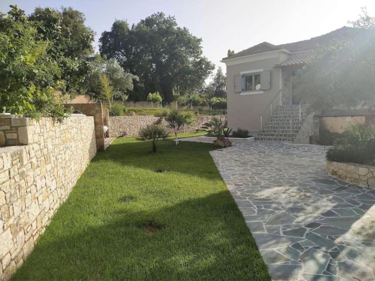Willa Petra House Áno Korakiána Zewnętrze zdjęcie