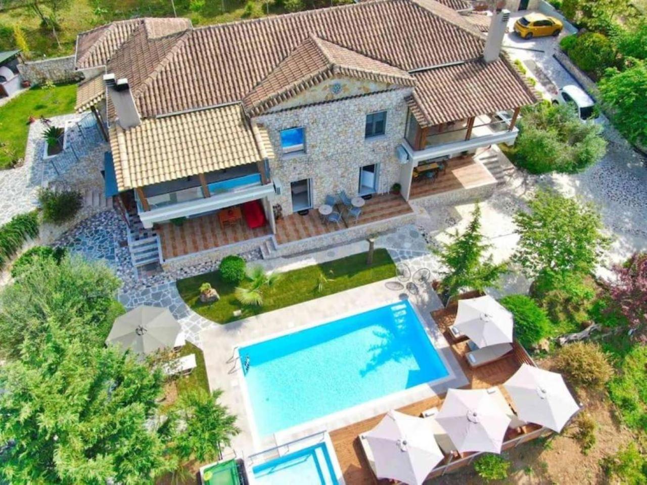 Willa Petra House Áno Korakiána Zewnętrze zdjęcie